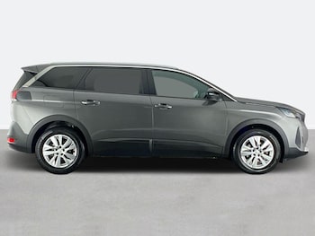 Used Peugeot 5008 2023 for sale - 75454041: Photo