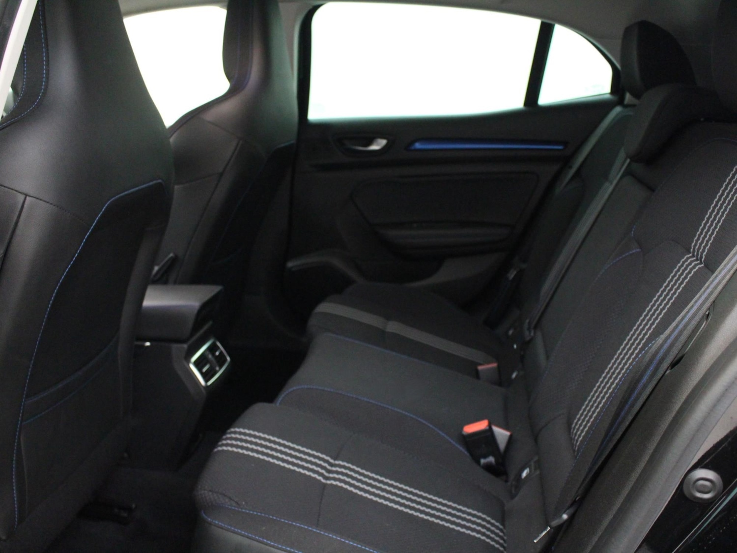 Used Renault Megane 2019 for sale - 76755455: Photo 11