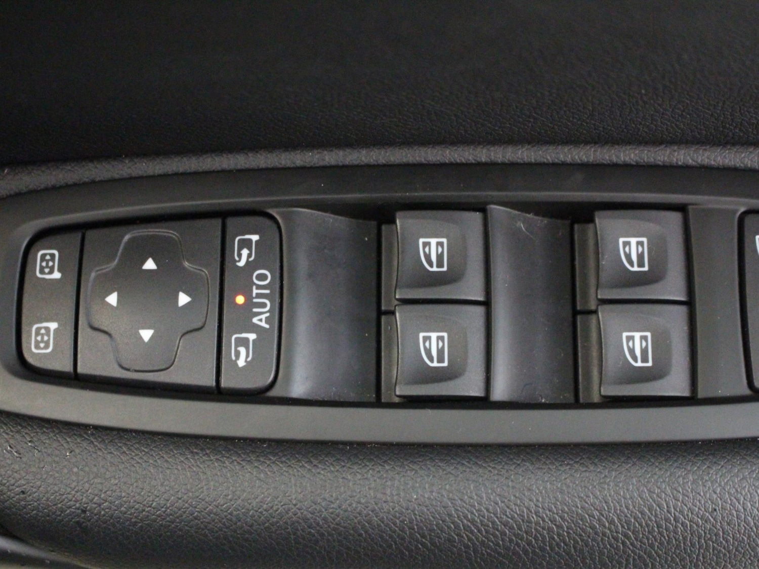 Used Renault Megane 2019 for sale - 76755455: Photo 23