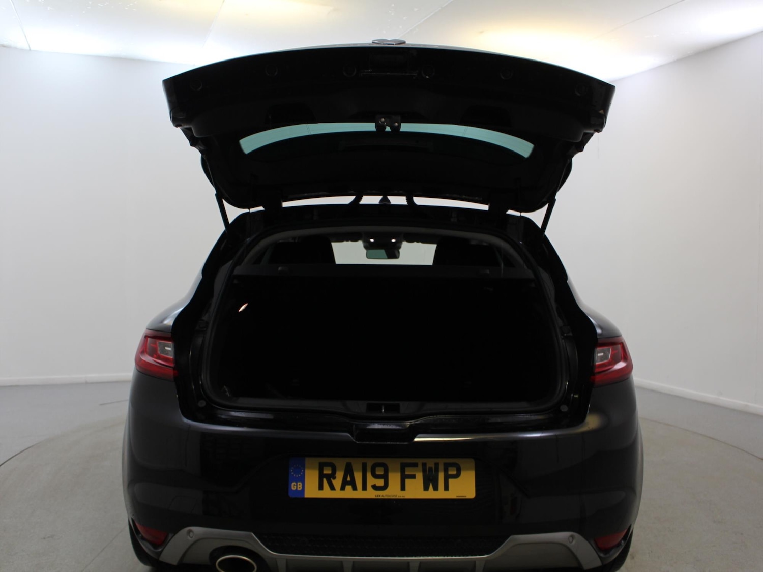 Used Renault Megane 2019 for sale - 76755455: Photo 25