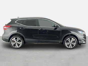Used Nissan Qashqai 2017 for sale - 75898931: Photo