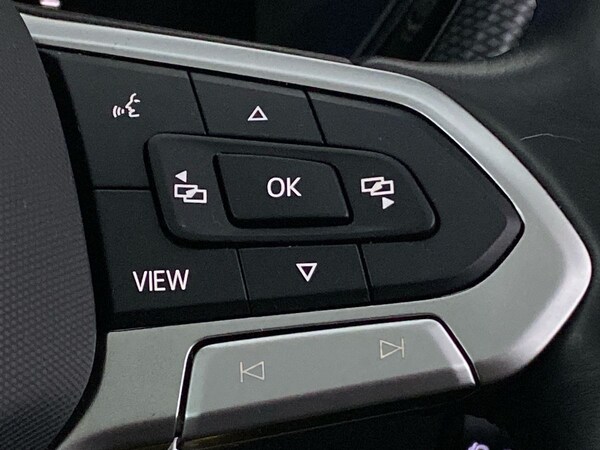 Used Volkswagen T-Cross 2023 for sale - 75673943: Photo 22