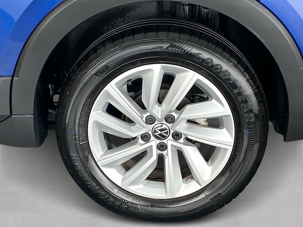 Used Volkswagen T-Cross 2023 for sale - 75673943: Photo 32