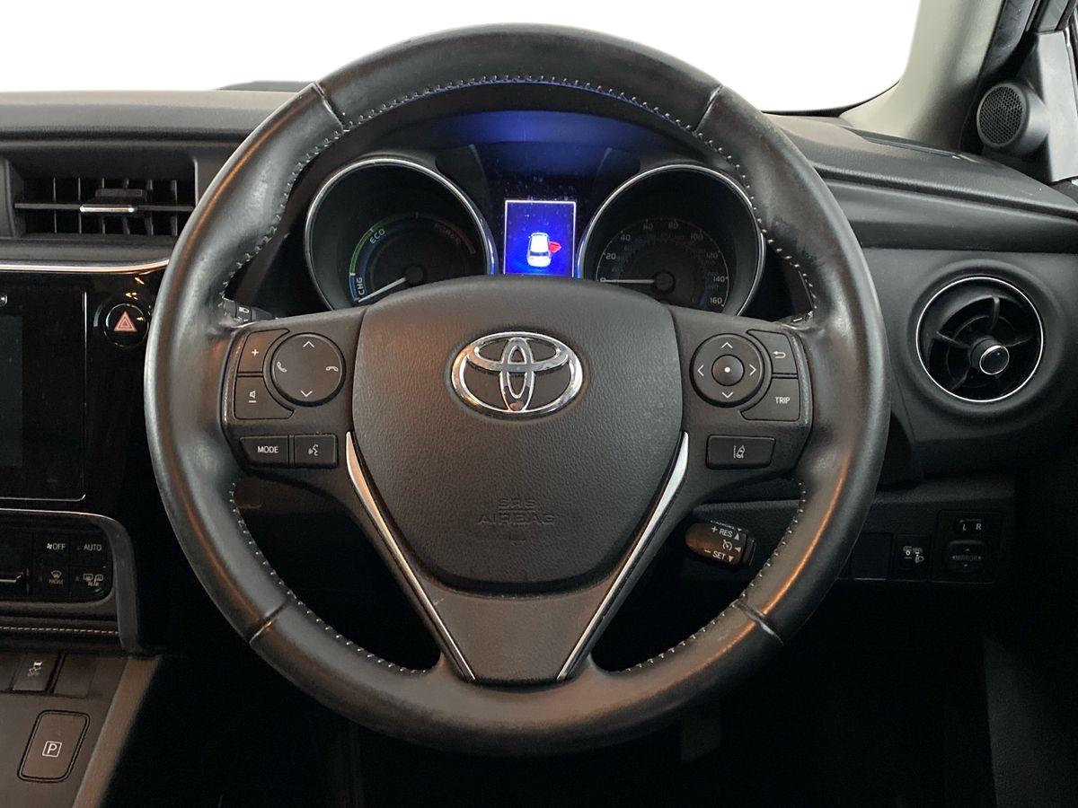 Used Toyota Auris 2017 for sale - 76502876: Photo 11