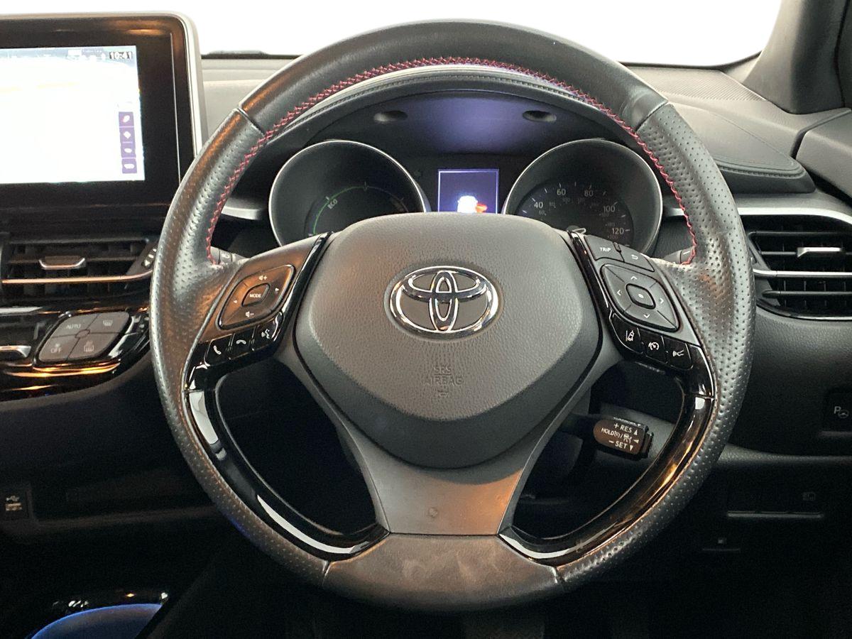 Used Toyota C-HR 2022 for sale - 76128596: Photo 11