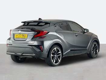 Used Toyota C-HR 2022 for sale - 76128596: Photo