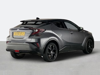 Used Toyota C-HR 2018 for sale - 79355216: Photo