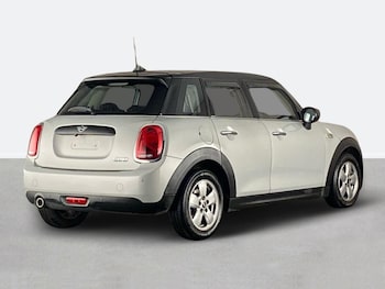 Used MINI Hatch 2020 for sale - 77649284: Photo