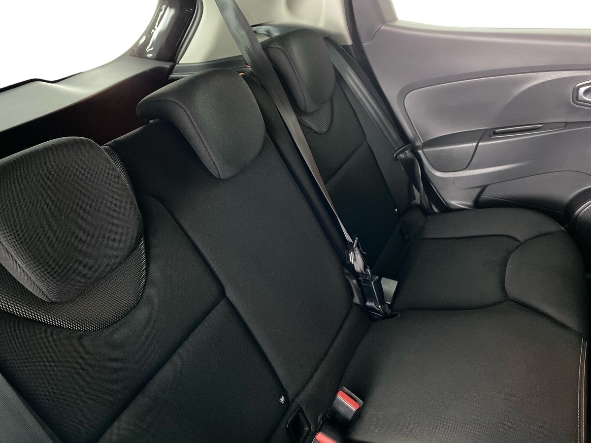 Used Renault Clio 2015 for sale - 76353281: Photo 12