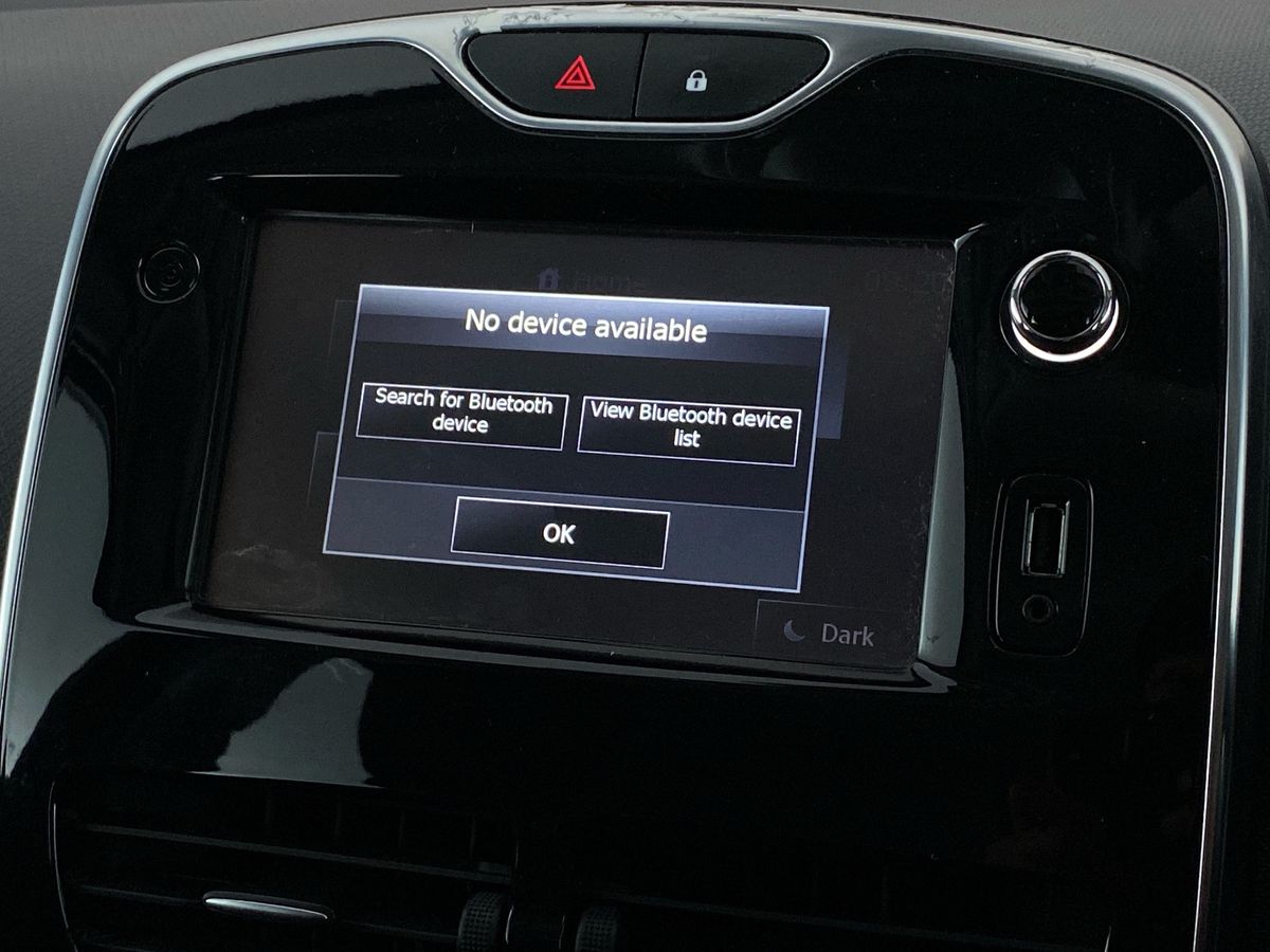 Used Renault Clio 2015 for sale - 76353281: Photo 14