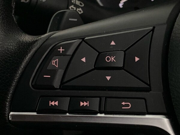 Used Nissan Juke 2022 for sale - 75700851: Photo 23