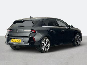 Used Vauxhall Astra 2023 for sale - 77812590: Photo