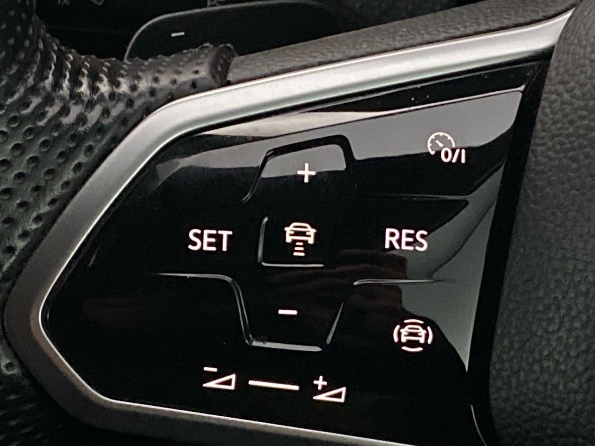 Used Volkswagen Golf 2021 for sale - 77348411: Photo 24