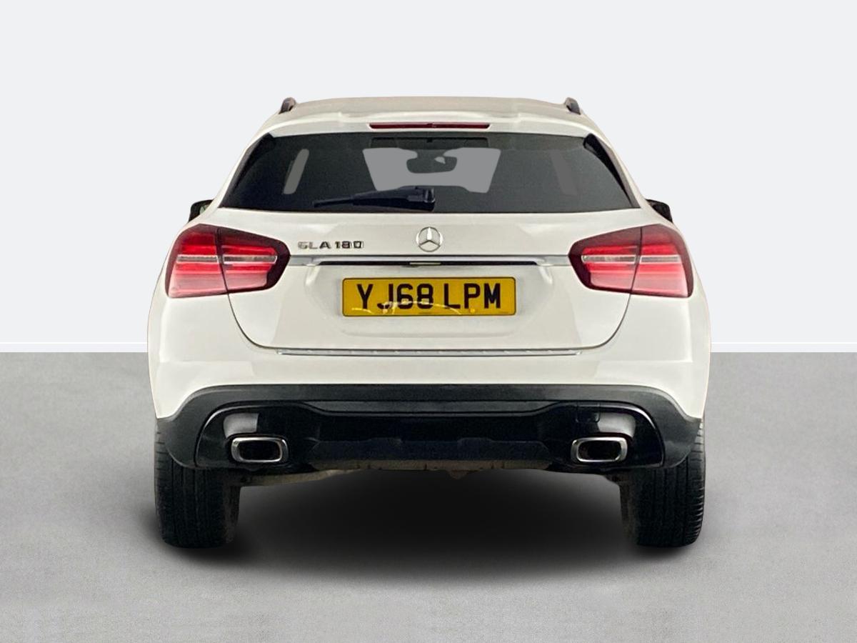 Used Mercedes-Benz GLA 2019 for sale - 77842873: Photo 4