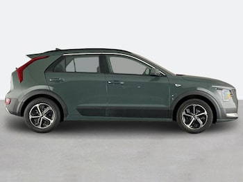 Used Kia Niro 2023 for sale - 78107510: Photo
