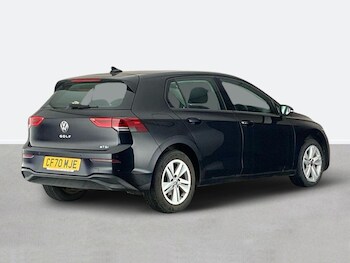 Used Volkswagen Golf 2021 for sale - 76890123: Photo
