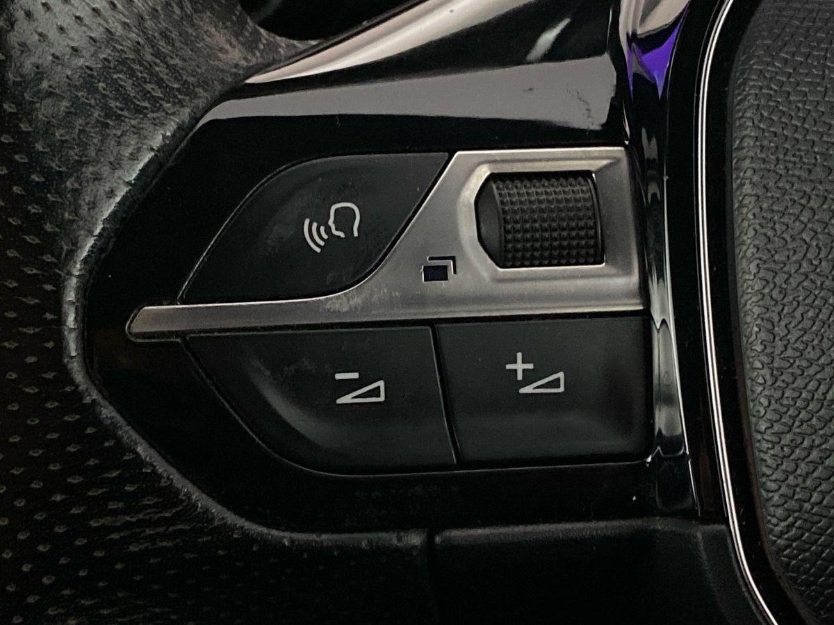 Used Peugeot 3008 2018 for sale - 76090499: Photo 23