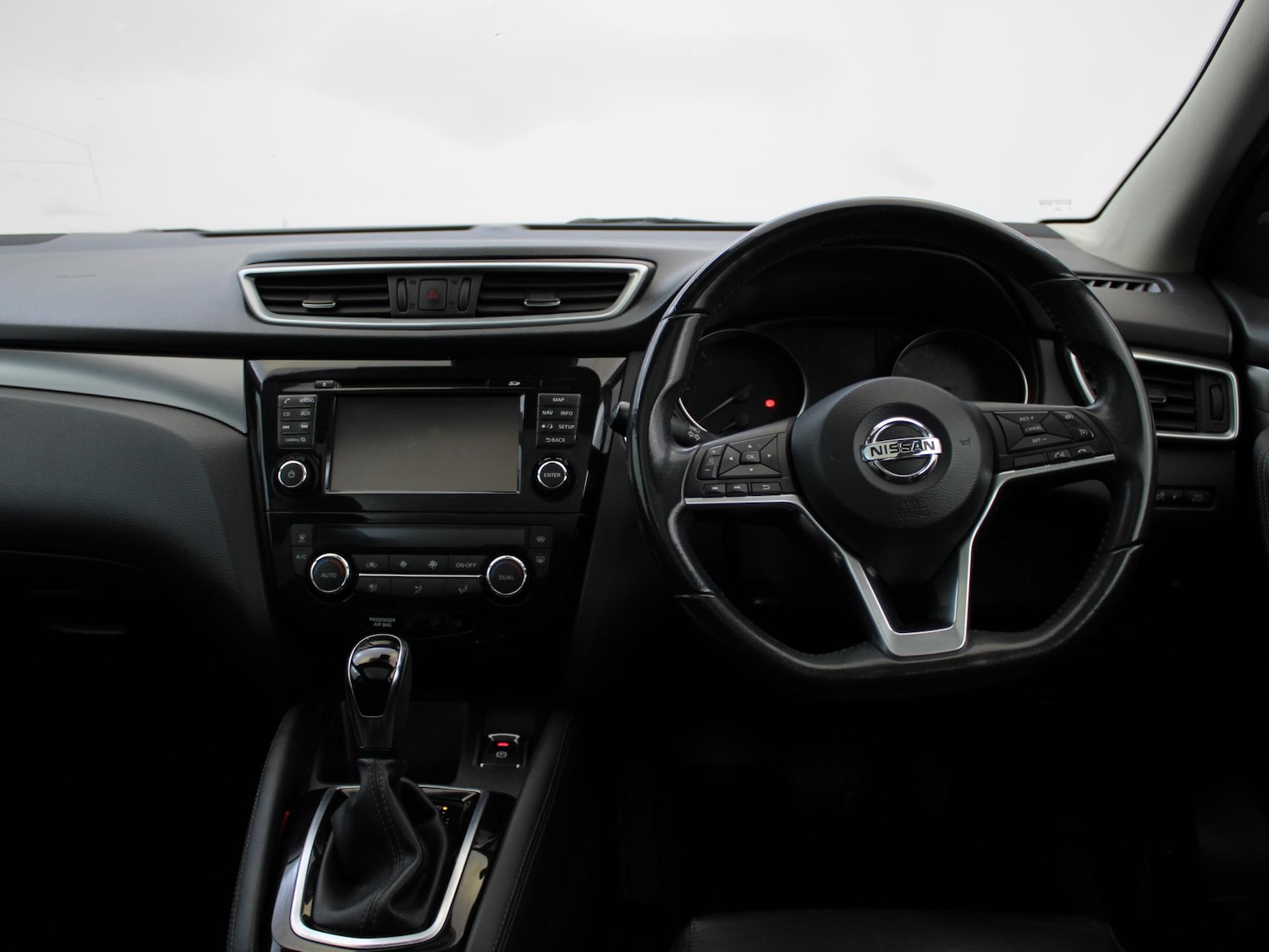 Used Nissan Qashqai 2017 for sale - 76916417: Photo 11