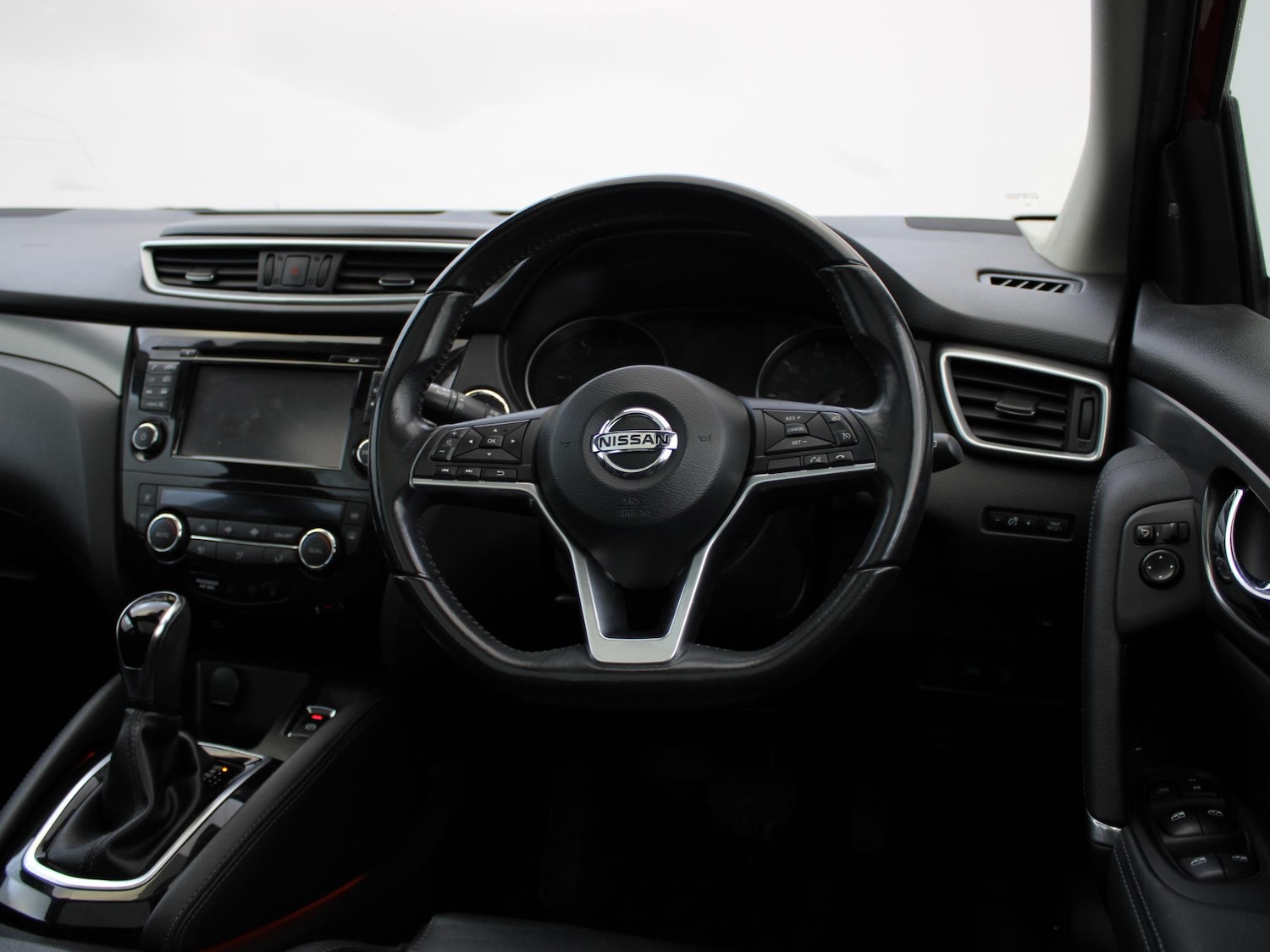 Used Nissan Qashqai 2017 for sale - 76916417: Photo 12