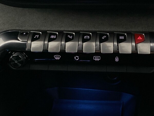 Used Peugeot 3008 2024 for sale - 75736982: Photo 25