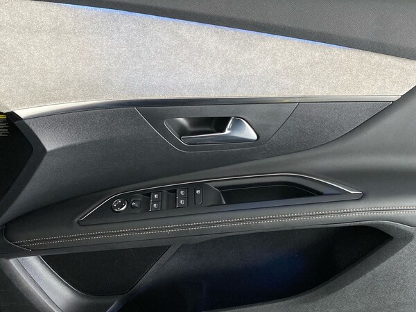 Used Peugeot 3008 2024 for sale - 75736982: Photo 26