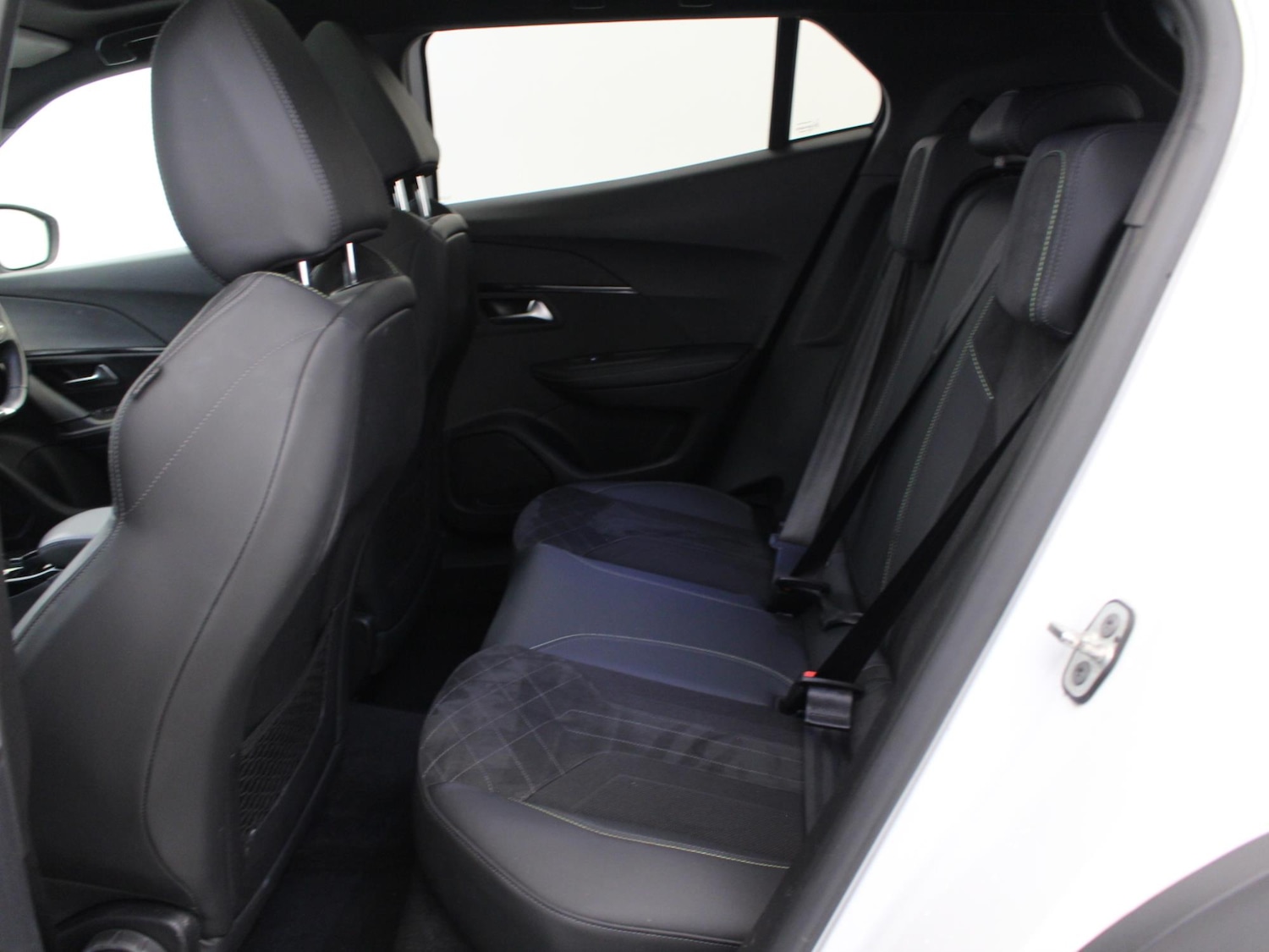 Used Peugeot 2008 2021 for sale - 77878896: Photo 11