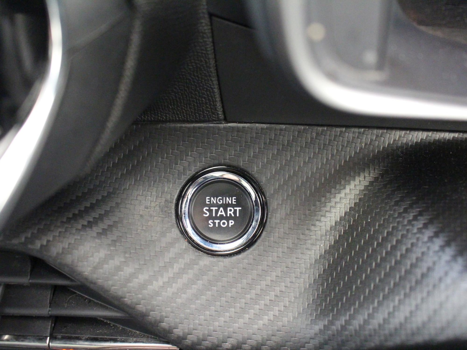 Used Peugeot 2008 2021 for sale - 77878896: Photo 17