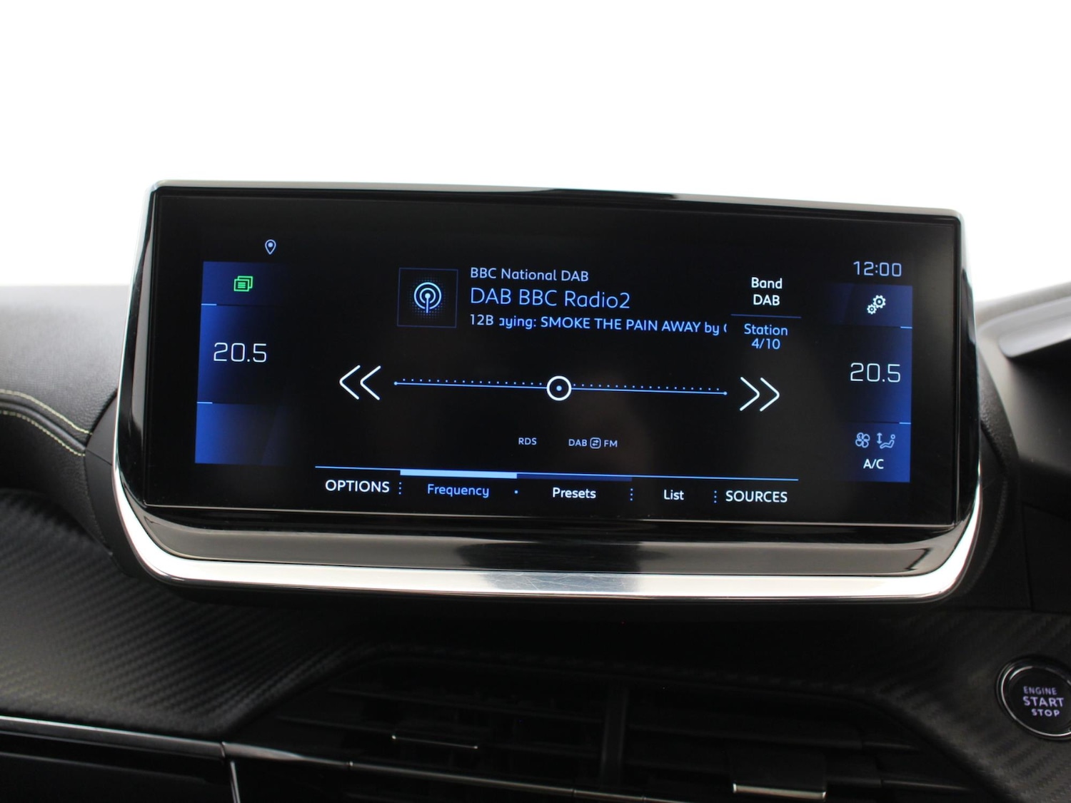 Used Peugeot 2008 2021 for sale - 77878896: Photo 21