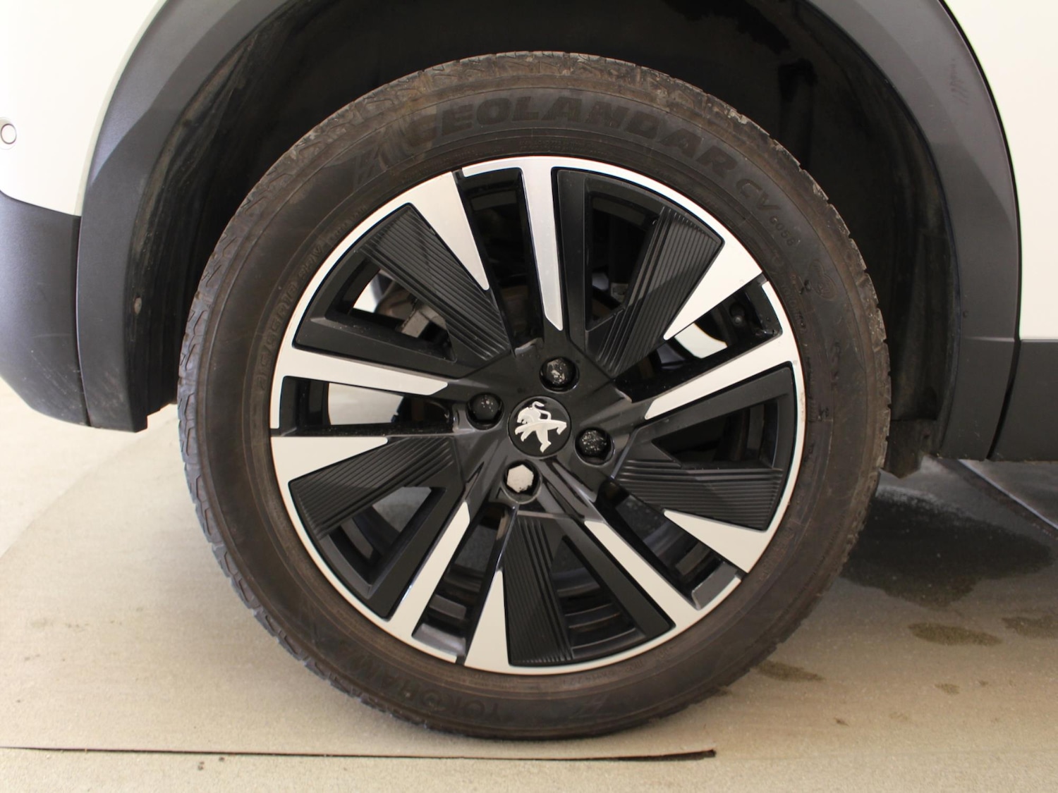 Used Peugeot 2008 2021 for sale - 77878896: Photo 38