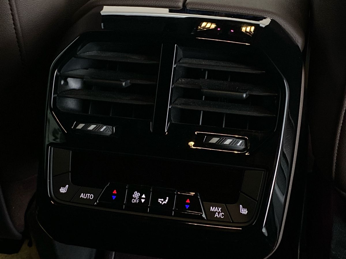 Used BMW iX 2022 for sale - 76636973: Photo 16