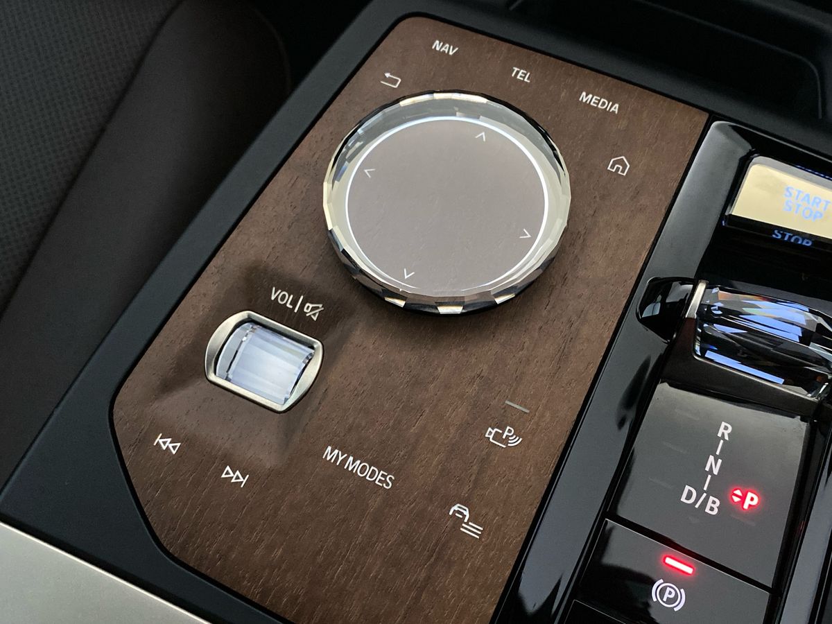 Used BMW iX 2022 for sale - 76636973: Photo 24