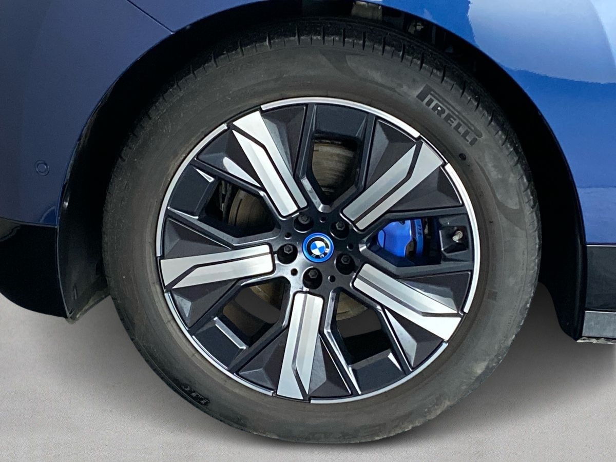 Used BMW iX 2022 for sale - 76636973: Photo 35