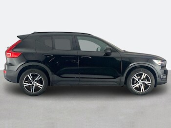 Used Volvo XC40 2021 for sale - 76515792: Photo