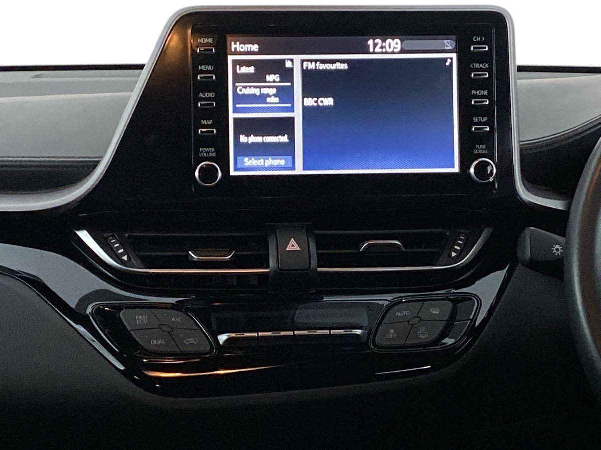 Used Toyota C-HR 2022 for sale - 76353299: Photo 10
