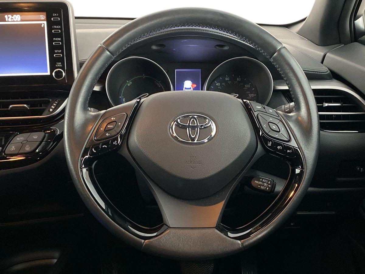 Used Toyota C-HR 2022 for sale - 76353299: Photo 11