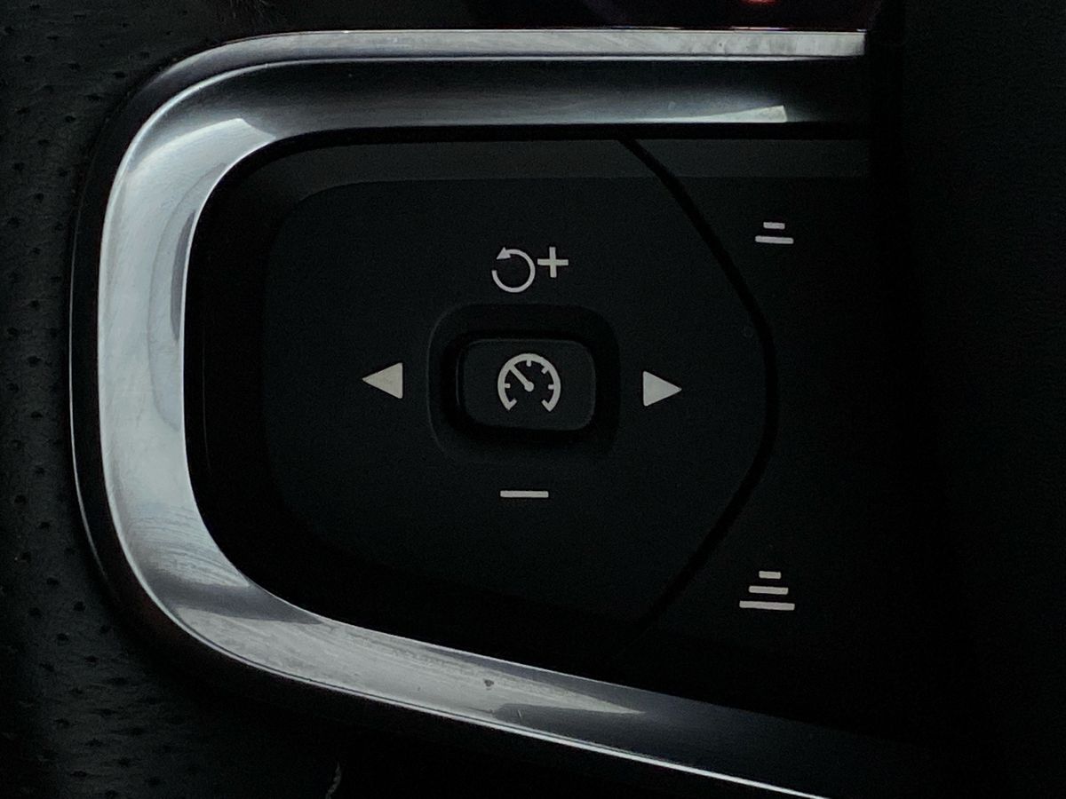 Used Volvo XC40 2020 for sale - 76177365: Photo 23