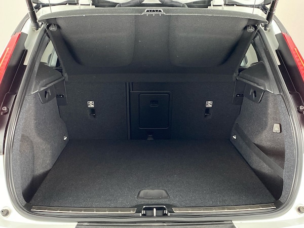 Used Volvo XC40 2020 for sale - 76177365: Photo 27