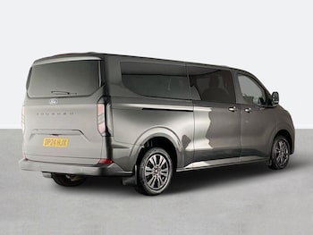 Used Ford Tourneo Custom 2024 for sale - 78421897: Photo