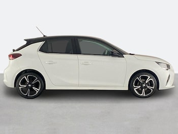 Used Vauxhall Corsa 2021 for sale - 76300386: Photo 2
