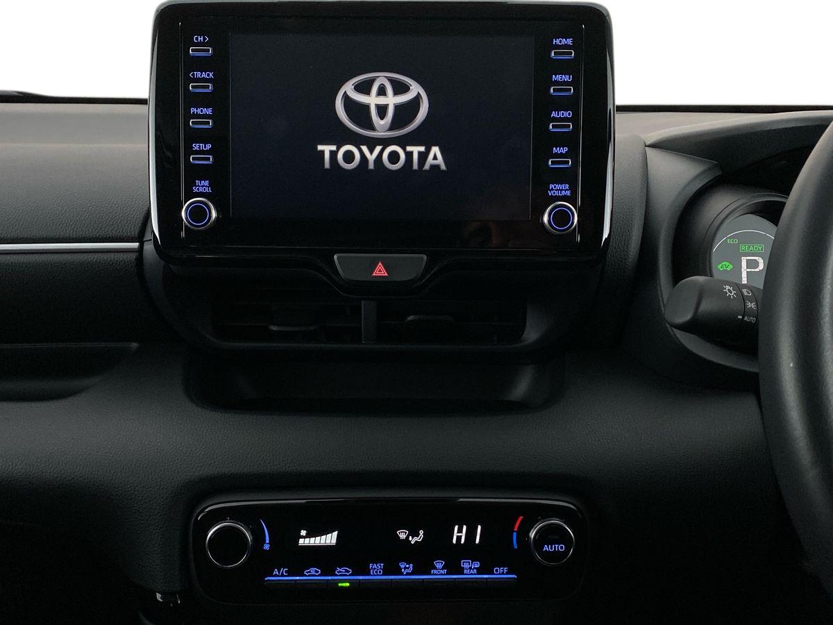 Used Toyota Yaris 2023 for sale - 76373952: Photo 10