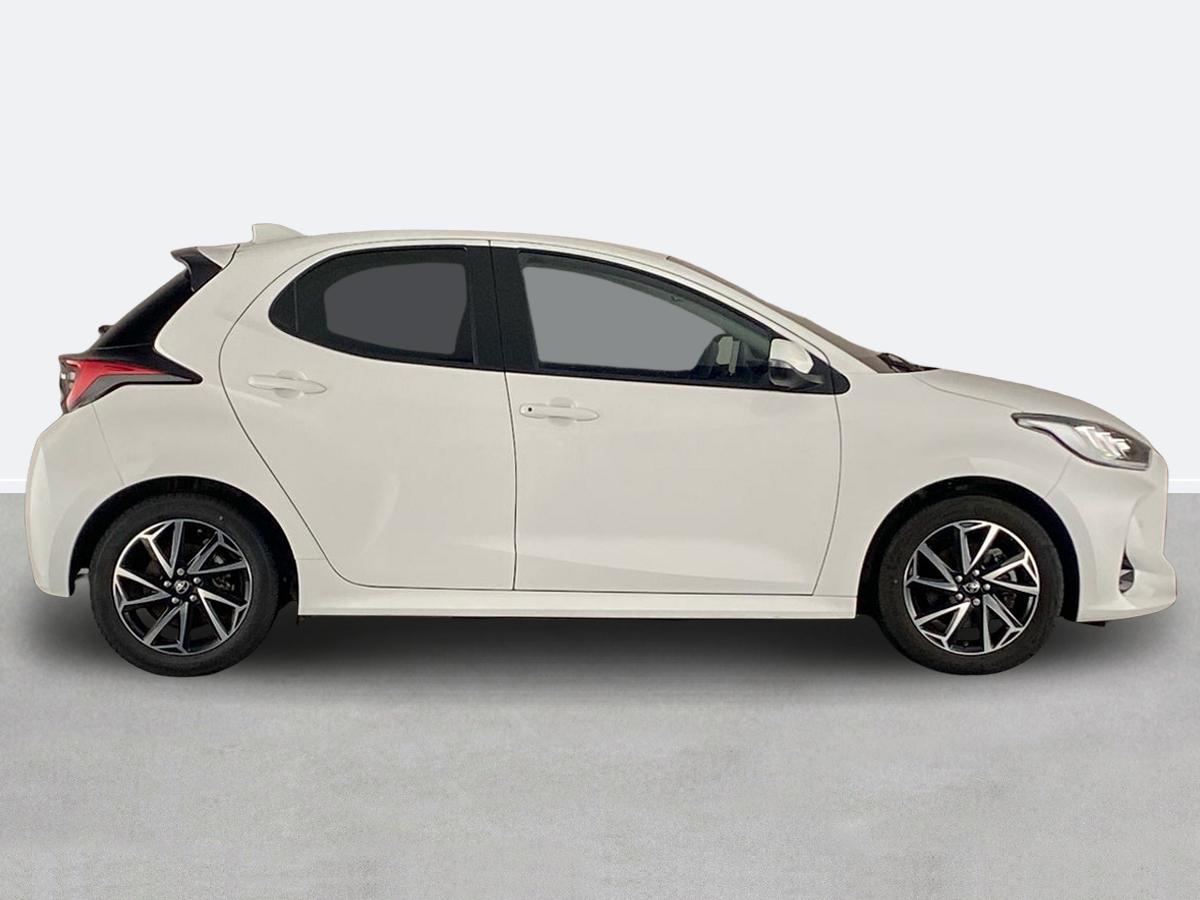 Used Toyota Yaris 2023 for sale - 76373952: Photo 2