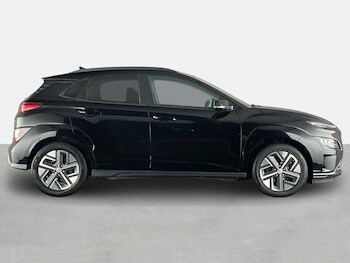 Used Hyundai KONA 2022 for sale - 77687093: Photo