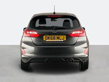 Used Ford Fiesta 2018 for sale - 78900450: Photo