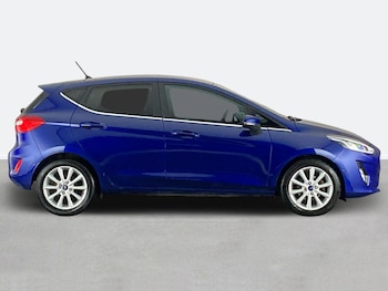 Used Ford Fiesta 2017 for sale - 75673916: Photo