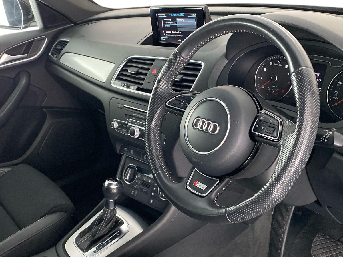 Used Audi Q3 2018 for sale - 76243622: Photo 12