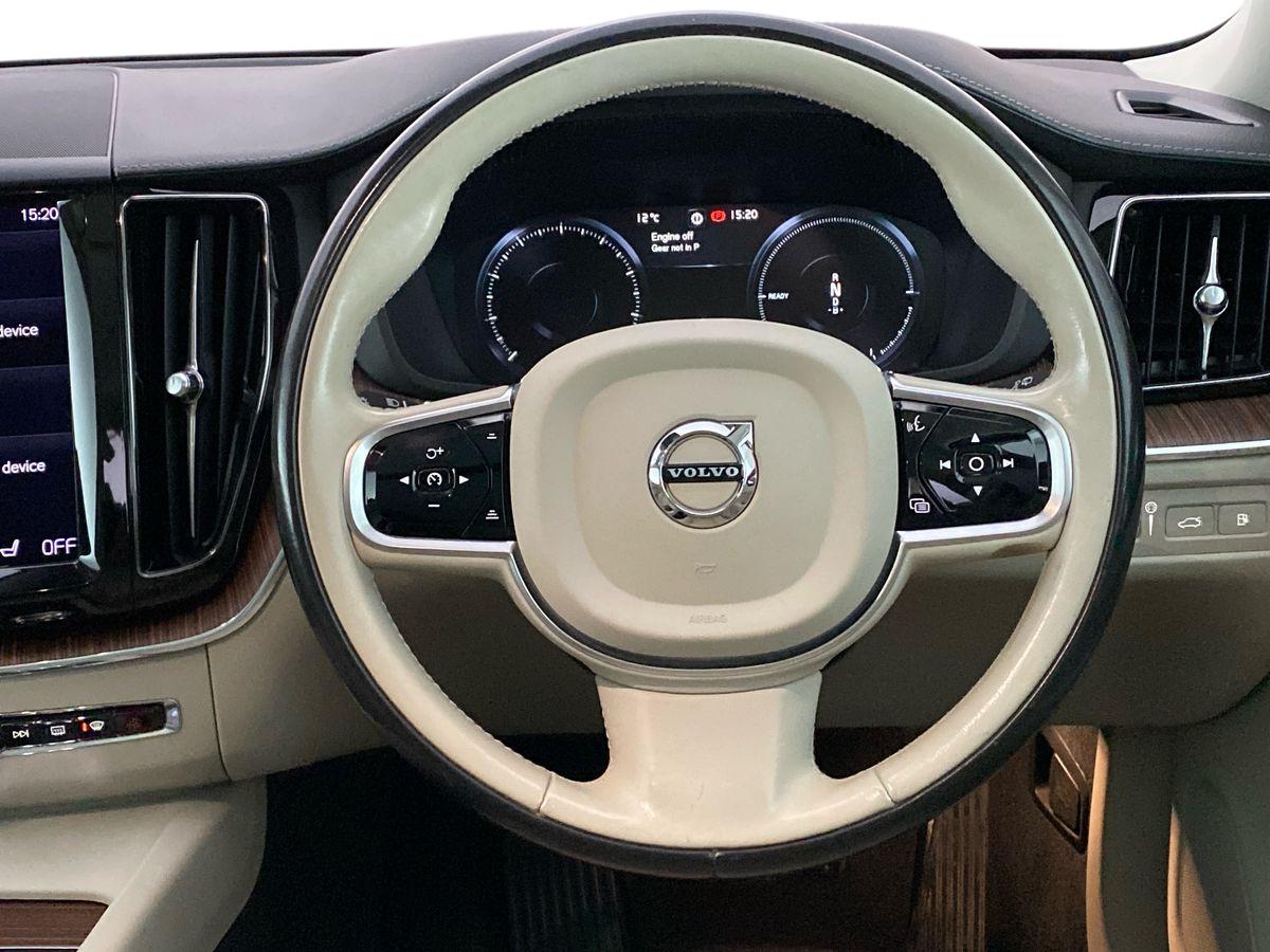 Used Volvo XC60 2020 for sale - 76929201: Photo 11