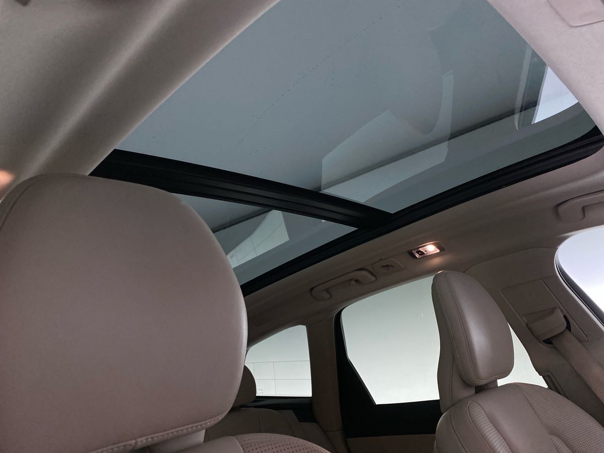 Used Volvo XC60 2020 for sale - 76929201: Photo 16