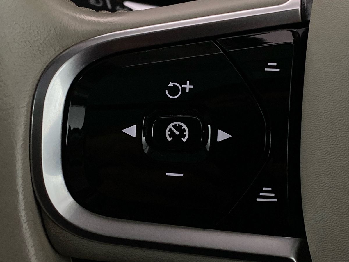 Used Volvo XC60 2020 for sale - 76929201: Photo 24