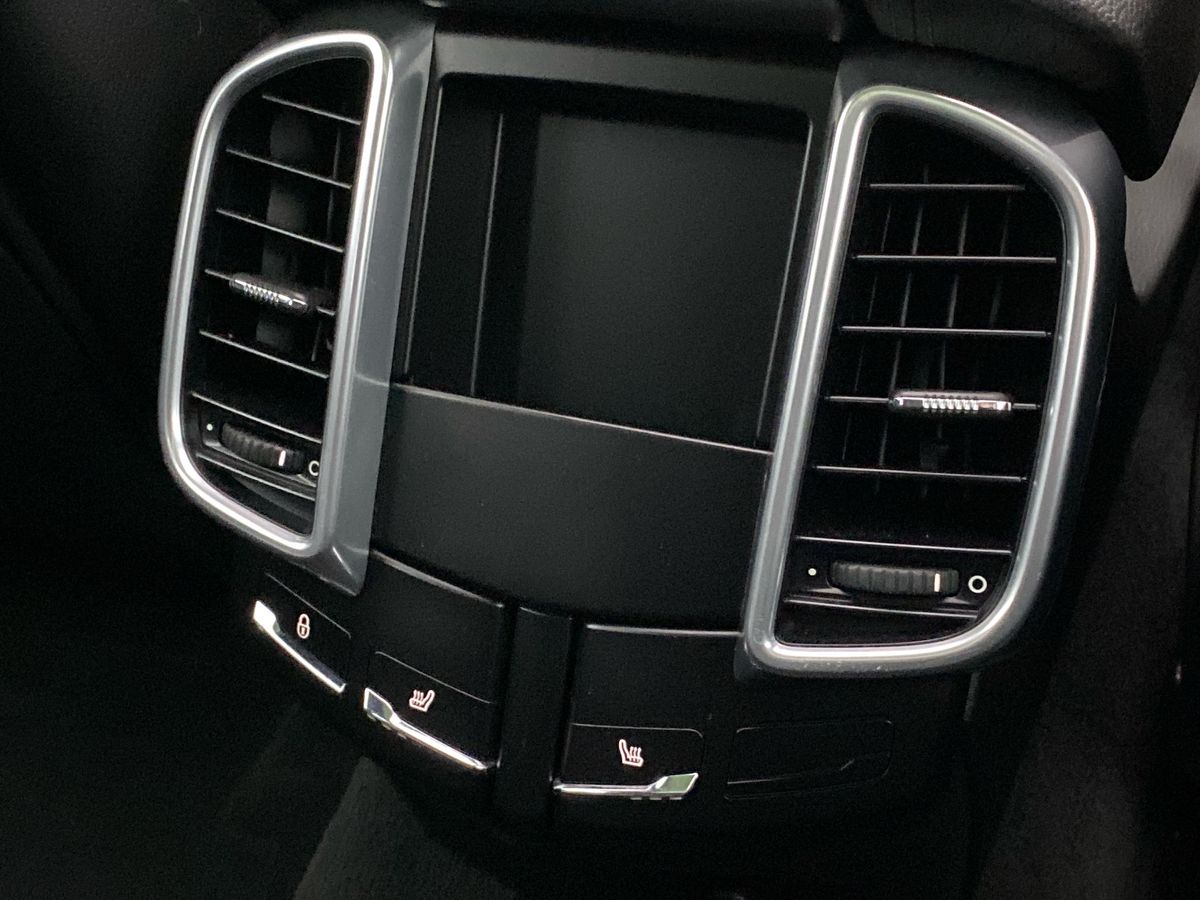 Used Porsche Cayenne 2013 for sale - 76662218: Photo 24