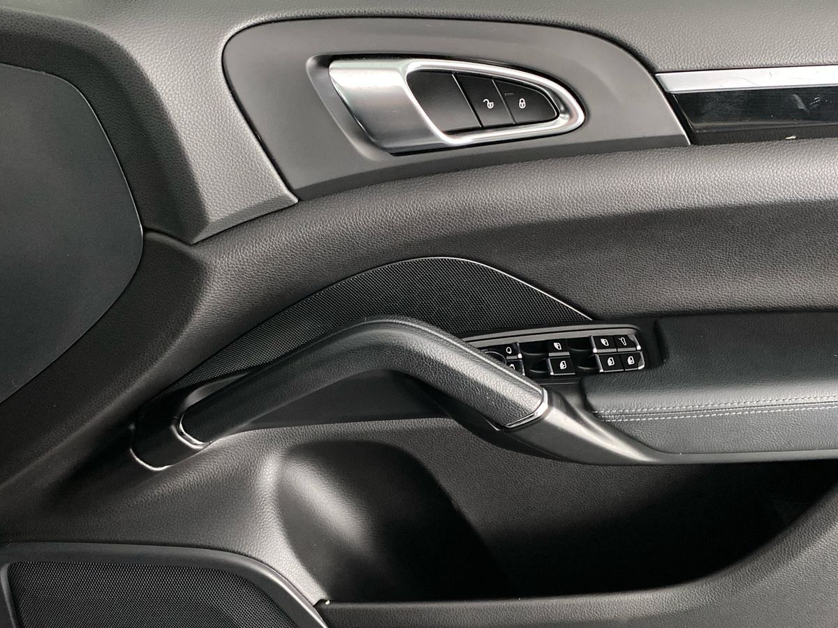 Used Porsche Cayenne 2013 for sale - 76662218: Photo 27